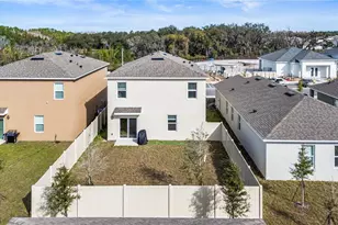 2630 Angel Fls Dr, Davenport, FL 33837 - Photo 12