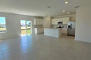3382 Alexander Dr, Lake Wales, FL 33853 - Photo 2