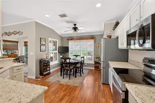 9082 SE 120th Loop, Summerfield, FL 34491 - Photo 14