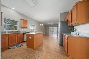 9724 Myrtle Creek Ln, Orlando, FL 32832 - Photo 12