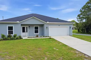 1833 Jayhawk Ct NW, Palm Bay, FL 32907 - Photo 2
