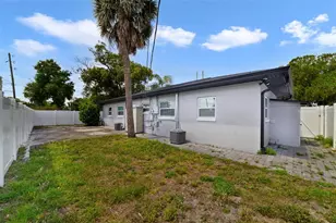 4521 Edgewater Dr, Orlando, FL 32804 - Photo 16