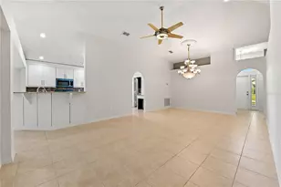 2050 SW Libra Ln, Port Saint Lucie, FL 34984 - Photo 10