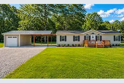 13250 NW 160th Avenue, Morriston, FL 32668 - Photo 1