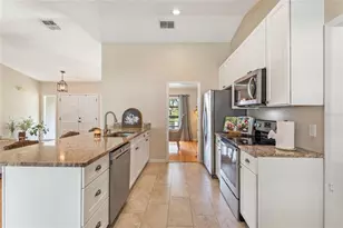 932 Yellow Rose Dr, Orlando, FL 32818 - Photo 14