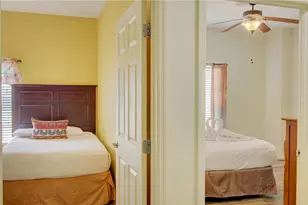 8101 Resort Village Dr, Orlando, FL 32821 - Photo 18