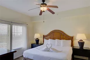 8101 Resort Village Dr, Orlando, FL 32821 - Photo 12