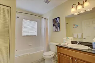 8101 Resort Village Dr, Orlando, FL 32821 - Photo 20