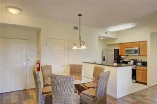 8101 Resort Village Dr, Orlando, FL 32821 - Photo 4