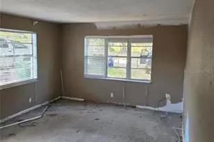 2712 E 99th Ave, Tampa, FL 33612 - Photo 8