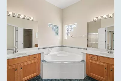 4940 Thames Lane, Sarasota, FL 34238 - Photo 12