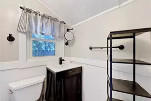 701 14th St N, Saint Petersburg, FL 33705 - Photo 20