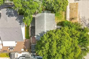 701 14th St N, Saint Petersburg, FL 33705 - Photo 32