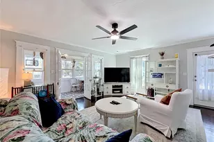 701 14th St N, Saint Petersburg, FL 33705 - Photo 10