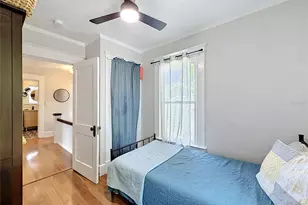 701 14th St N, Saint Petersburg, FL 33705 - Photo 20