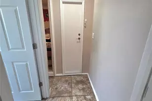 2608 Vinedale Ave, Valrico, FL 33596 - Photo 28