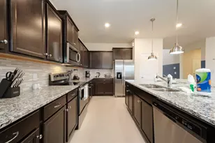 3712 Lana Ave, Davenport, FL 33897 - Photo 4