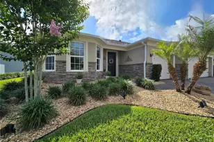 2743 River Creek Ln, Saint Cloud, FL 34771 - Photo 2