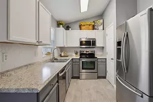 648 Tranquility St, Minneola, FL 34715 - Photo 10