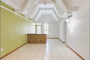 523 Club Cir, Lake Wales, FL 33898 - Photo 4