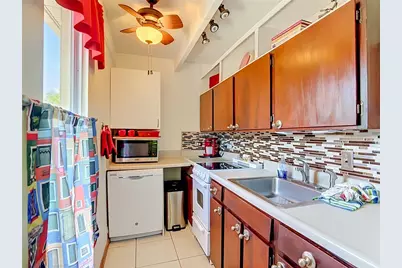 523 Club Circle, Lake Wales, FL 33898 - Photo 10