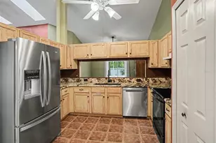 1126 Little Creek Rd, Orlando, FL 32825 - Photo 10