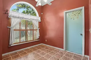 1126 Little Creek Rd, Orlando, FL 32825 - Photo 4