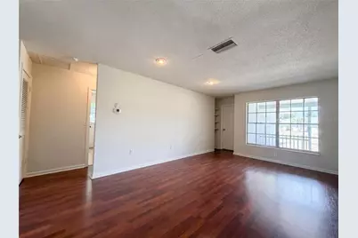 6712 Conetta Drive, Sarasota, FL 34243 - Photo 6