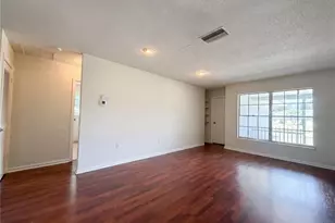 6712 Conetta Dr, Sarasota, FL 34243 - Photo 6