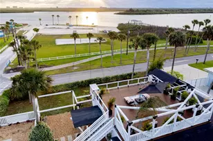500 S Riverside Dr, Edgewater, FL 32132 - Photo 2