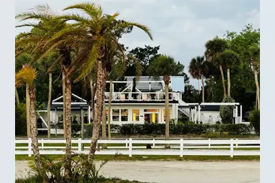 500 S Riverside Drive, Edgewater, FL 32132 - Photo 2