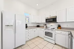 211 Brunello Dr, Davenport, FL 33897 - Photo 10