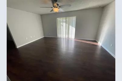 525 Conway Road #220, Orlando, FL 32807 - Photo 2