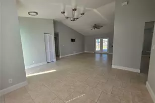 392 SW Tahoe Ct, Port Saint Lucie, FL 34953 - Photo 6