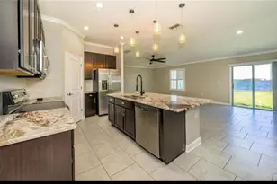 828 Gisele Ct, Haines City, FL 33844 - Photo 6