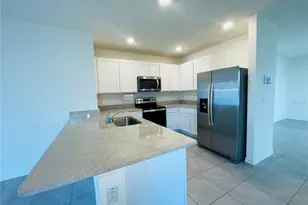 17043 Oval Rum Dr, Wimauma, FL 33598 - Photo 6
