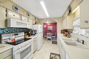 732 Dove Ave, Port Orange, FL 32129 - Photo 2