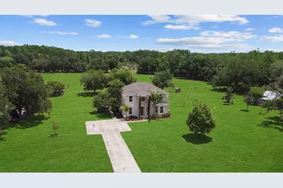 8848 Bogaert Drive, Groveland, FL 34736 - Photo 12