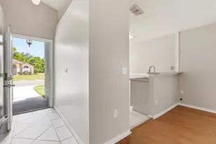 1537 Ridge Pointe Dr, Orlando, FL 32808 - Photo 6