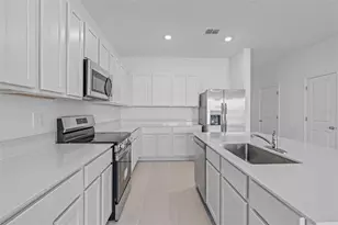 2415 Bevel Ln, Davenport, FL 33837 - Photo 14
