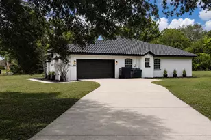 1043 W Seagate Dr, Deltona, FL 32725 - Photo 44