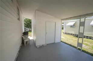 10374 106th Ave, Largo, FL 33773 - Photo 4
