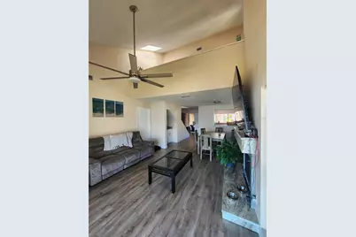3402 Ellenwood Lane, Tampa, FL 33618 - Photo 10