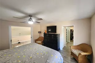 3402 Ellenwood Ln, Tampa, FL 33618 - Photo 28