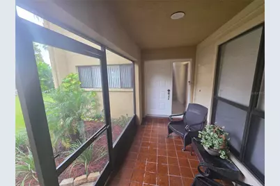 3402 Ellenwood Lane, Tampa, FL 33618 - Photo 4