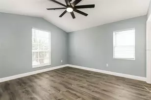 4720 Dunquin Pl, Tampa, FL 33610 - Photo 10