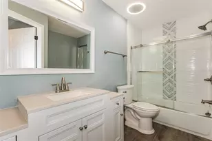 4720 Dunquin Pl, Tampa, FL 33610 - Photo 16