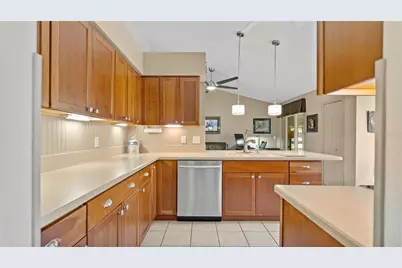 9072 Woodbreeze Boulevard, Windermere, FL 34786 - Photo 16