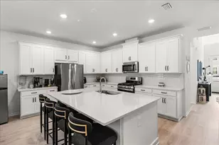 16294 Honey Harvest St, Winter Garden, FL 34787 - Photo 4