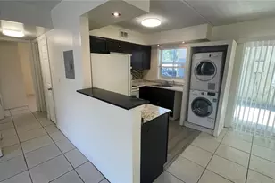 2800 E 113th Ave, Tampa, FL 33612 - Photo 8